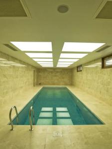 Grand Nur Plaza - 9