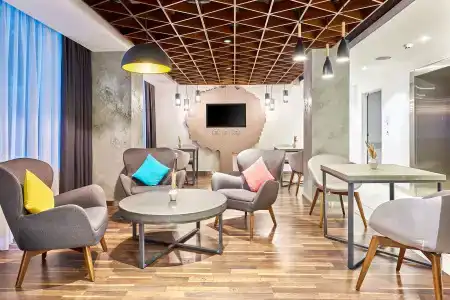 Park Inn by Radisson Kyiv Troyitska - 12
