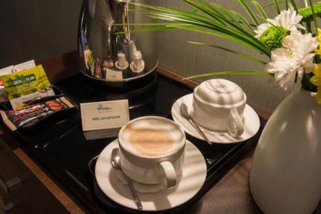 Rosslyn Thracia Sofia - 52