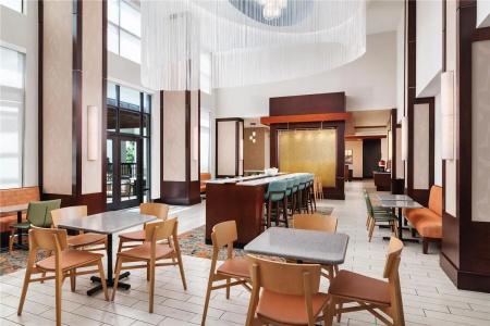Hampton Inn & Suites/Hamilton Place - 27