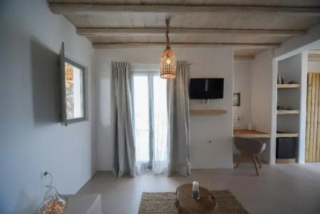 Myconian Crown Suites - 109