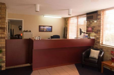 Lancaster Court - 7