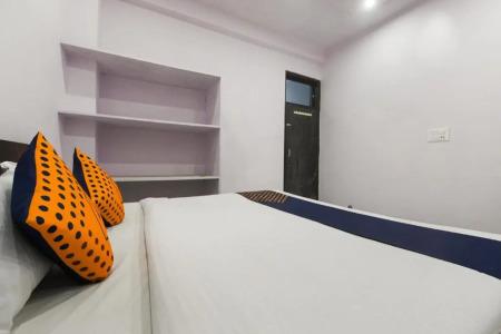 Spot On 74614 Radhika Palace - 14