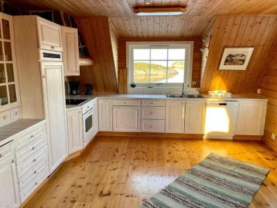 Henningsvær Rorbuer - 110