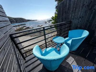 Xyz Private Spa And Seaside Resort - 162