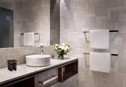 Rydges Latimer - 138