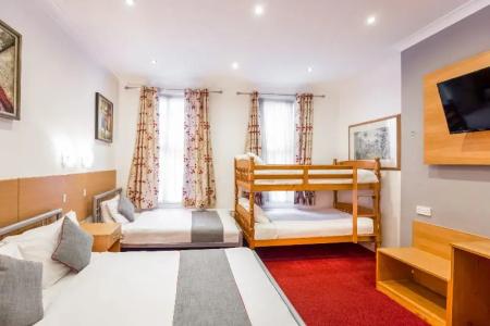 Oyo London Guest House - 72