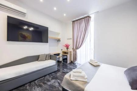 Bella Napoli Suites - 38