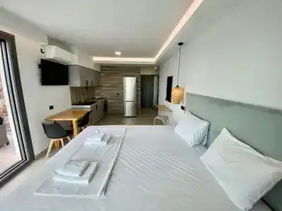Ostria - 3