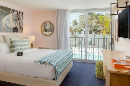 Plunge Beach Resort - 78