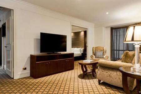 Stamford Plaza - 56