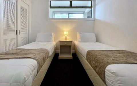 The Waterfront - 129