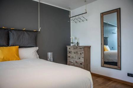 b&b Too Cute 2b Str8 - 33