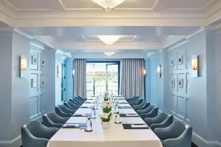 The Maybourne Beverly Hills - 20