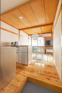 Address Nozawa - 32