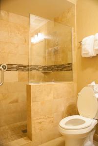 French Market Inn - 8