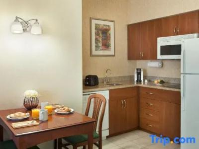 Residence Inn by Marriott Airport - 58