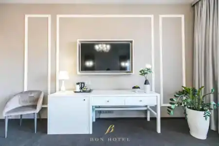 Bon - 53