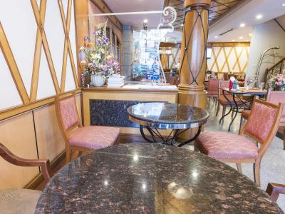 Majestic Suites - 14