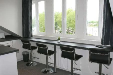 Best Western Le Cheval Blanc -Centre- Vieux Port - 51