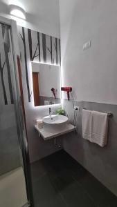 Artemide - 32