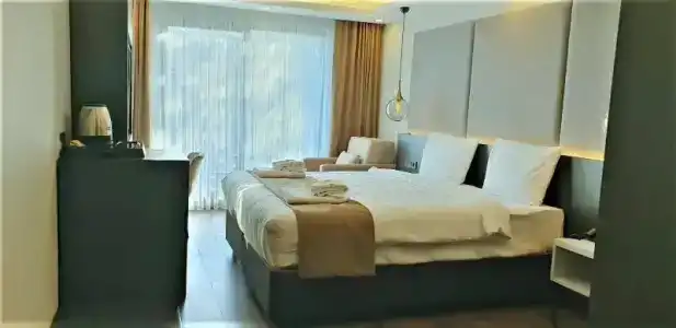 Santana Otel - 79