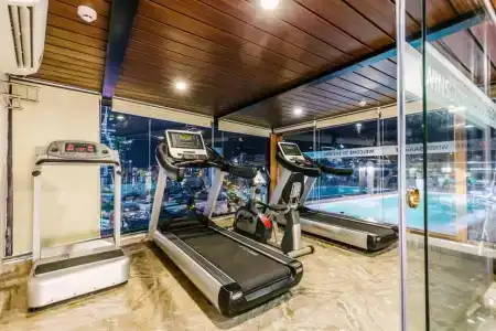 Winsuites Saigon - 17