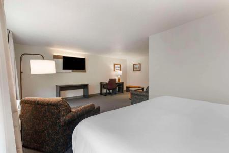 Wingate by Wyndham - 32