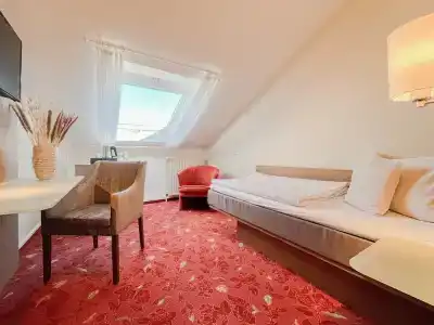 Hotel-Restaurant Vier Linden - 13