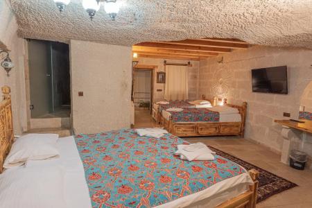 Zeus Cave Suites - 4