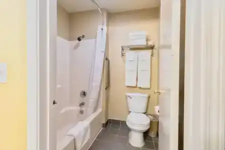 Comfort Inn Yosemite Area - 55