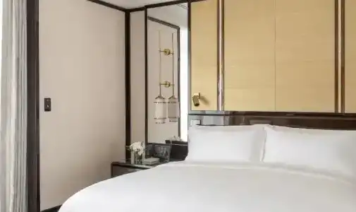 The Peninsula - 38