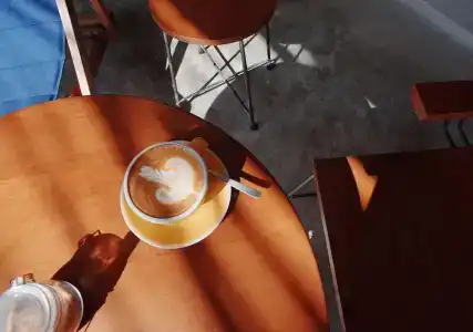 Tan Hostel x Cafe - 7