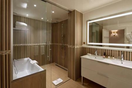Majestic Spa - Champs Elysées - 103