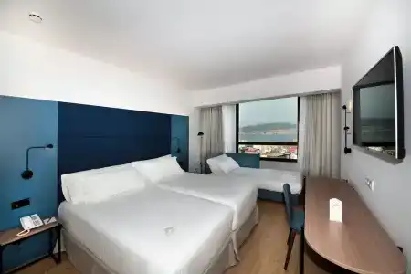 Occidental Vigo - 47