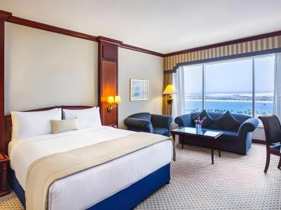 Corniche Abu Dhabi - 7