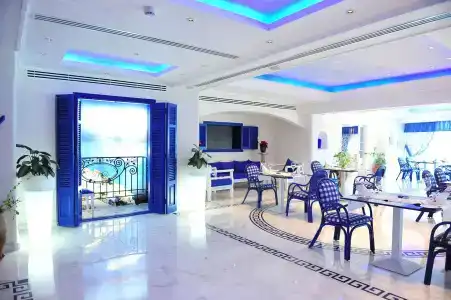 Hilton Alexandria Corniche - 39
