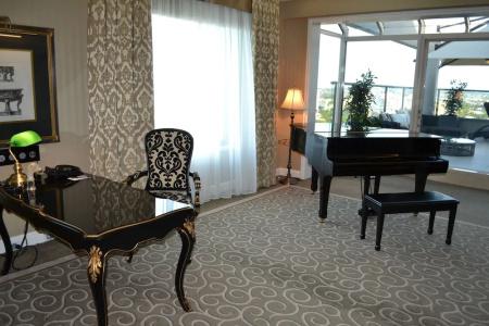 Stamford Plaza - 129