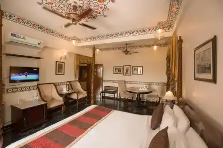 Umaid Mahal - A Heritage Style Boutique - 32