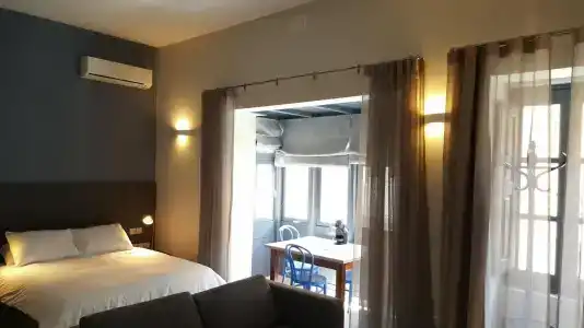 D Townhouse Boutique Suites - 3