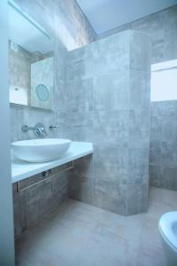 RedHouse - 139