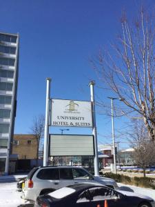 University and Suites - 11