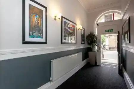 West End - 1