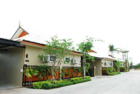 Tontan Resort Cha-am - 10