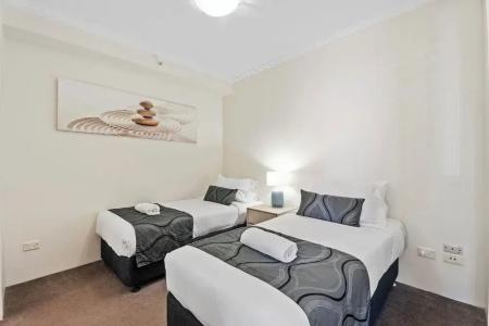 Crystal Bay On The Broadwater - 270