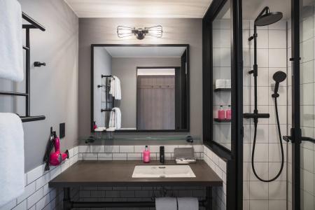 Moxy Tokyo Kinshicho By Marriott - 1