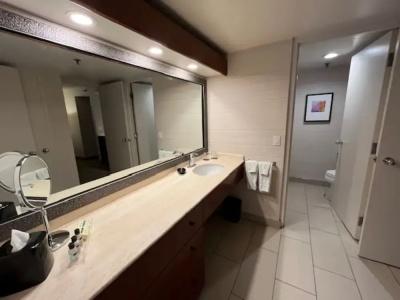 Cambridge Suites - 72