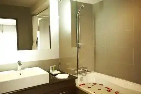 Sukhumvit Suites - 95