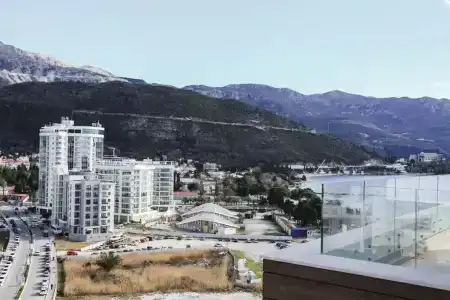 WOW - 13