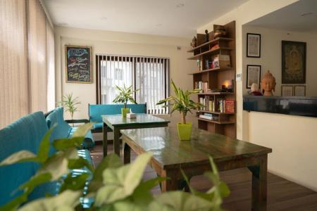 ViaVia boutique - - 15